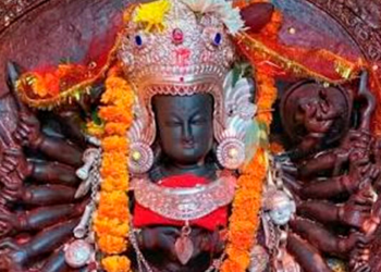¿Advertencia o casualidad? Revelan que estatua de Diosa habría sudado antes de la tragedia en Nepal
