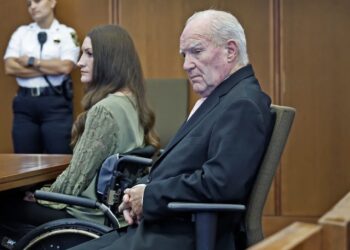 Juez de Massachusetts declarará nulo el juicio contra Lindsay Clancy tras falta de veredicto