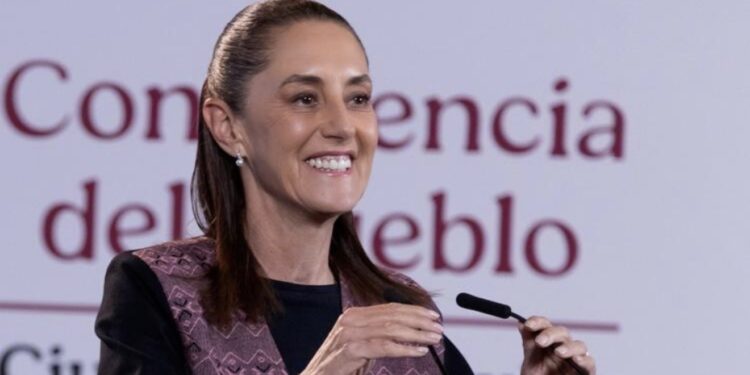 Sheinbaum aclara gritos de “¡fuera, fuera!” durante evento en Colima: no eran contra ella