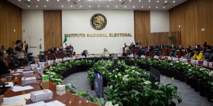 INE prohíbe referirse a Morena como narcopartido