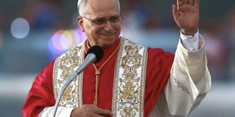 Vaticano confirma que el papa León XIV tiene adenocarcinoma pulmonar tras una cirugía