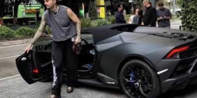 Aseguran que el Lamborghini del maestro Shifu es rentado por 200 mil pesos al mes