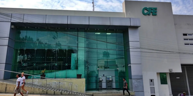Cómo cambiar el titular del recibo de luz en la CFE y evitar adeudos ajenos