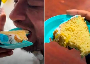 VIDEO: ¡Adiós a los platos desechables! Hombre sorprende al comerse hasta el plato de su pastel