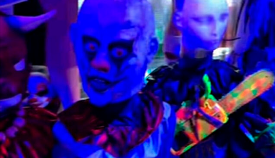 VIDEO: ¿No le pierden? Venden disfraces para Halloween hasta en 6 mil pesos en el mercado de Sonora en CDMX
