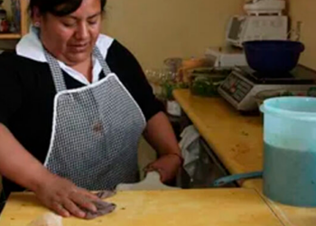 ¡Las trabajadoras del hogar también reciben aguinaldo! Esto les corresponde y esta es la fecha límite para pagarlo