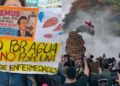 Con gas lacrimógeno y chorros a presión, Gobierno de Lemus reprime manifestación por agua sucia en Guadalajara