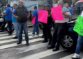 Taxistas bloquean vialidades en CDMX; exigen condonación del 90% de multas