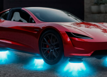 VIDEO: ¡Parece Volver al Futuro 2! El Tesla Roadster de Elon Musk sorprende con una tecnología que parece hacerlo volar